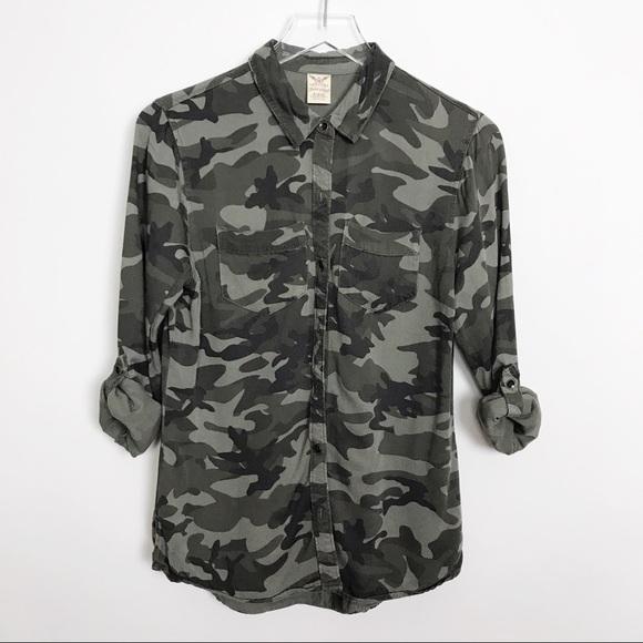 Faded Glory camouflage button down w/patch pockets - Picture 5 of 8